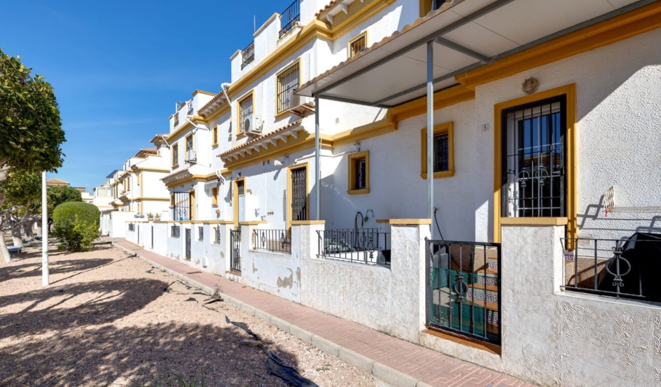 Resale - Town House - Torrevieja