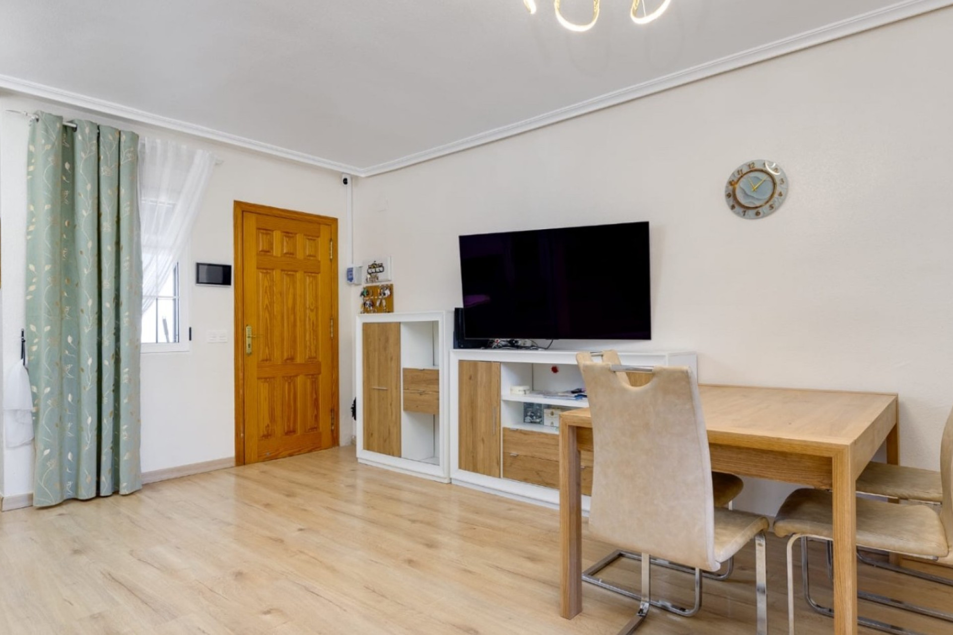 Resale - Town House - Torrevieja