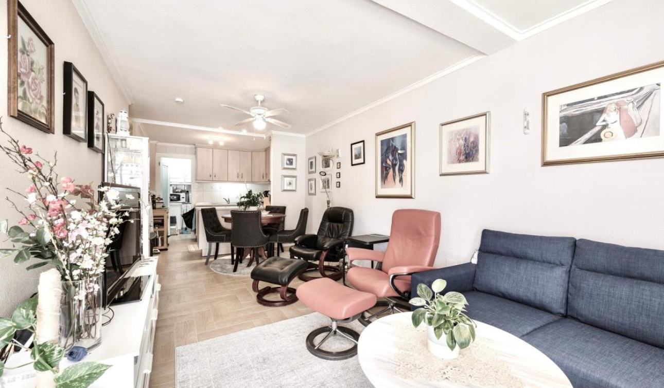 Resale - Town House - Torrevieja