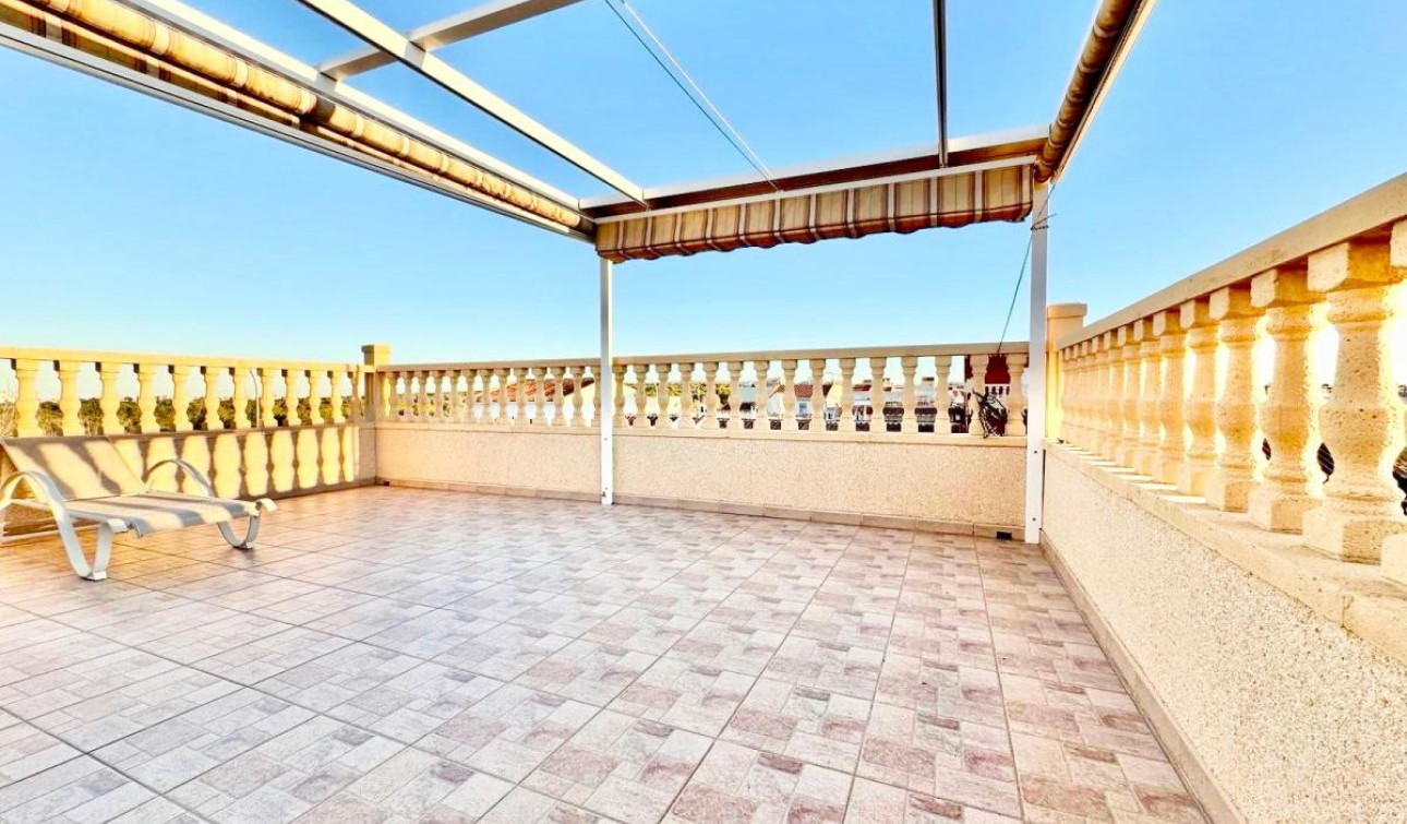Resale - Town House - Torrevieja