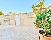 Resale - Town House - Torrevieja