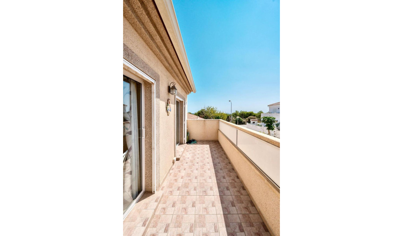 Resale - Town House - Torrevieja