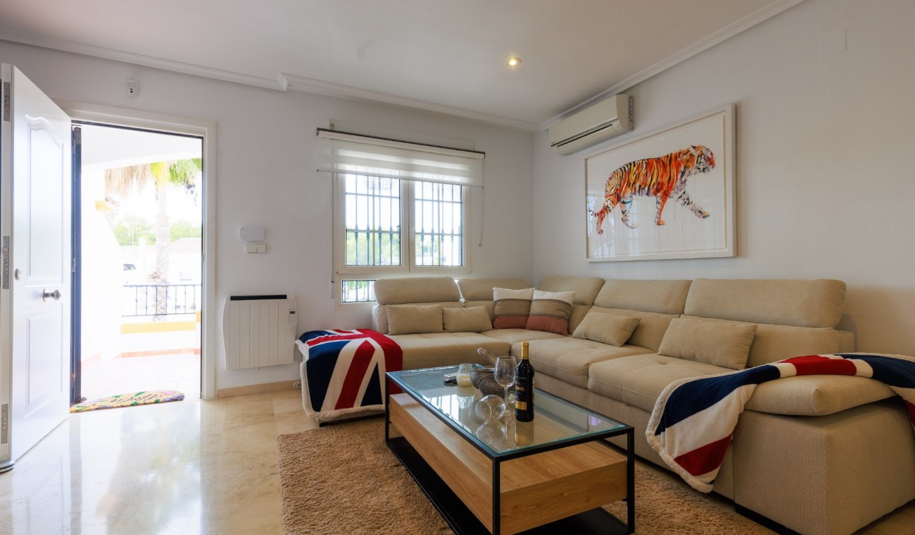 Resale - Town House - Villamartín - Los Dolses