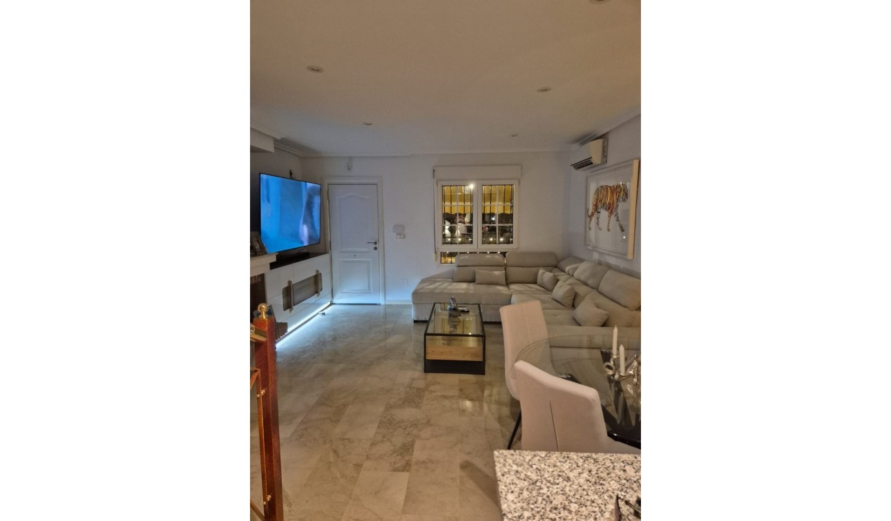 Resale - Town House - Villamartín - Los Dolses