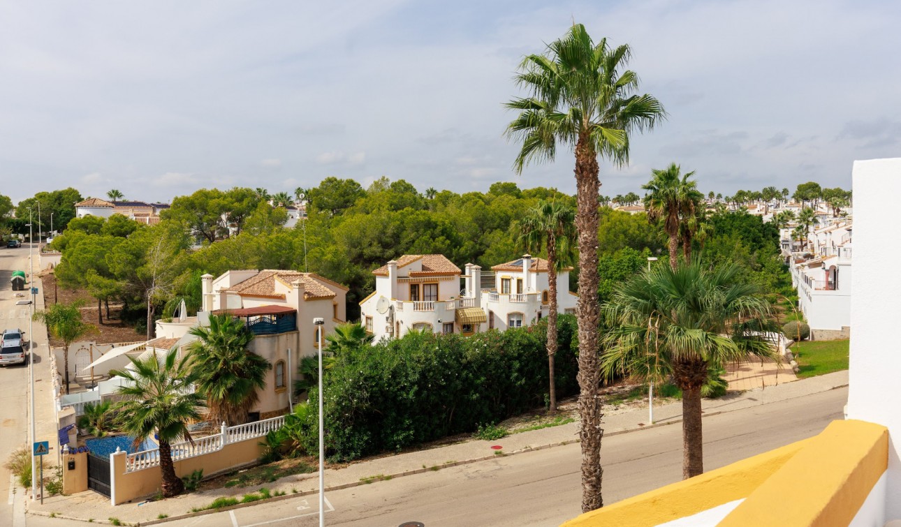 Resale - Town House - Villamartín - Los Dolses