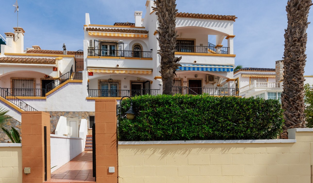 Resale - Town House - Villamartín - Los Dolses