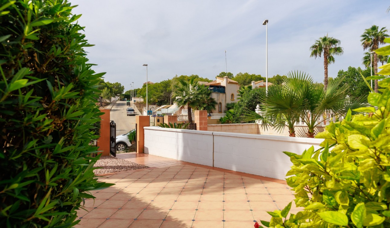 Resale - Town House - Villamartín - Los Dolses