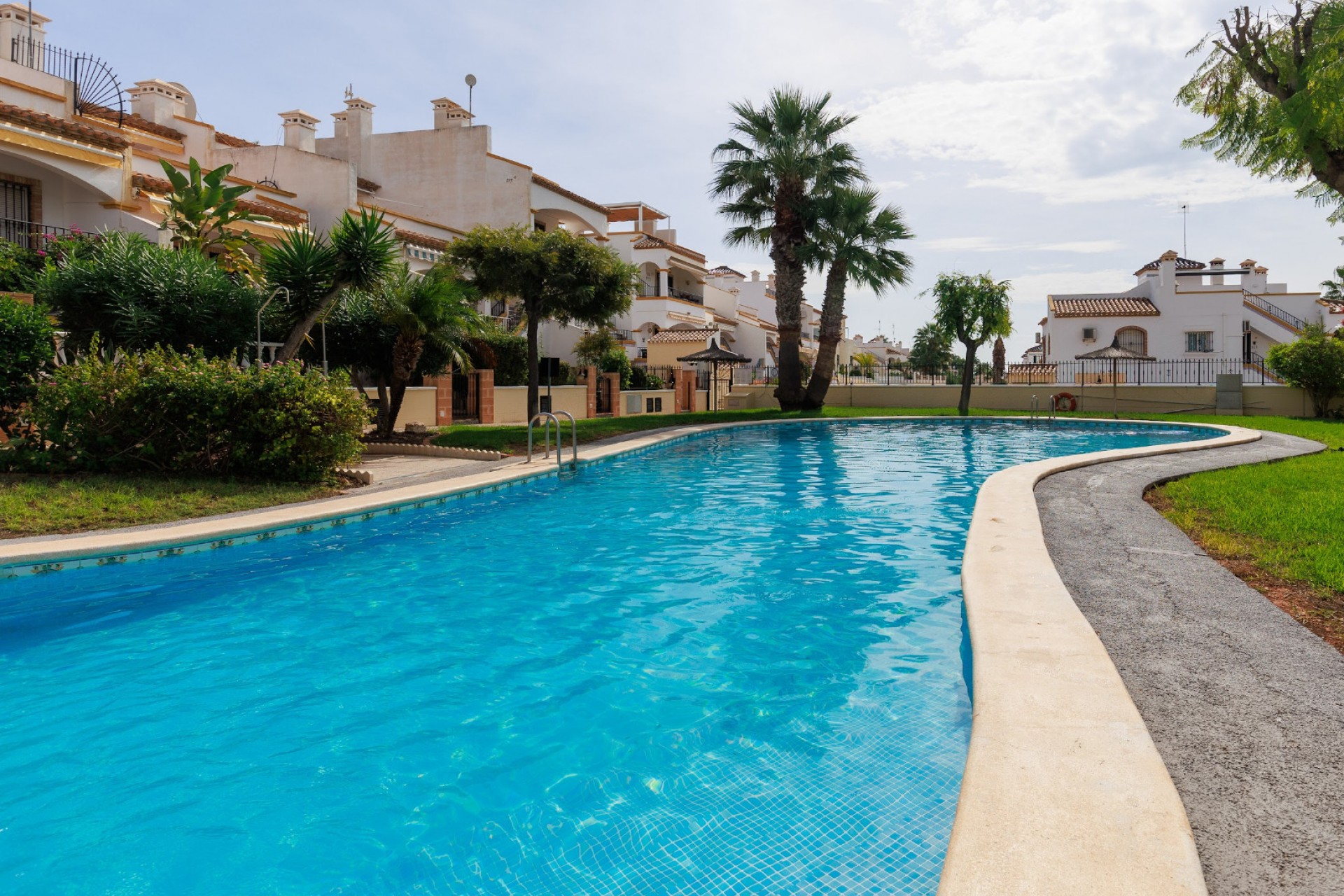 Resale - Town House - Villamartín - Los Dolses