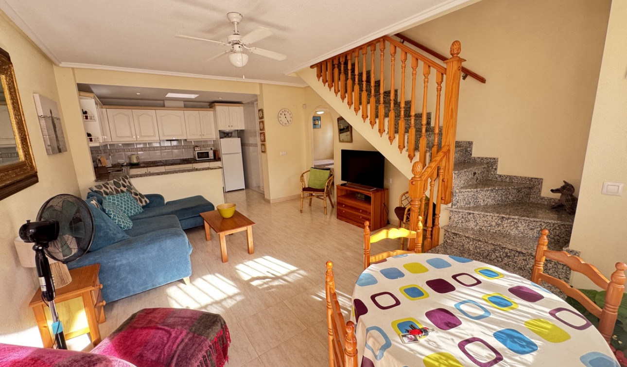 Resale - Town House - Villamartín