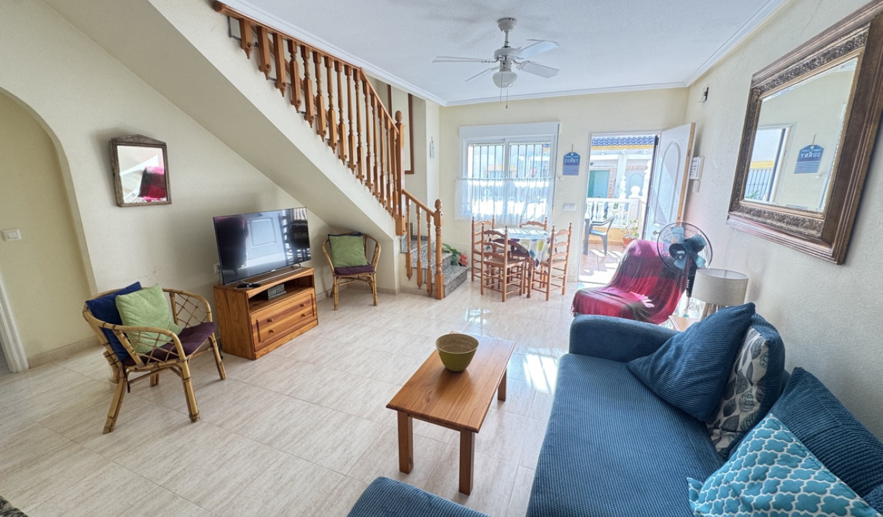 Resale - Town House - Villamartín