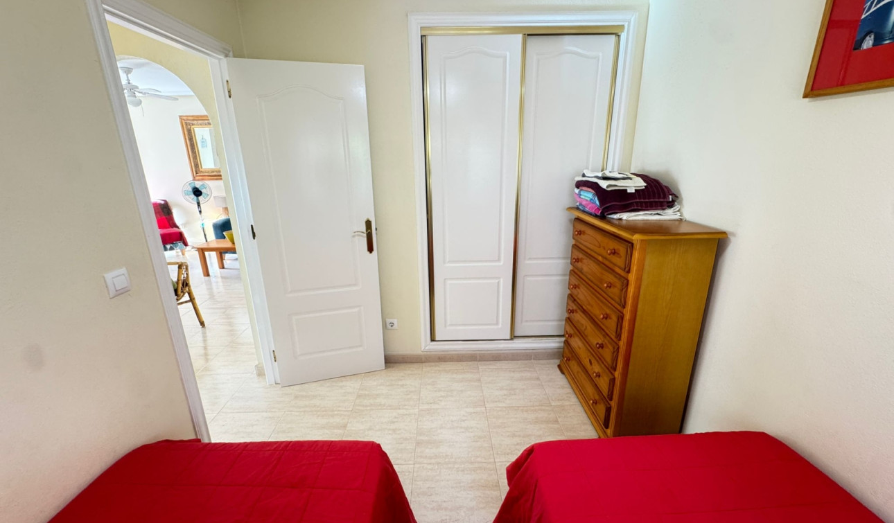 Resale - Town House - Villamartín