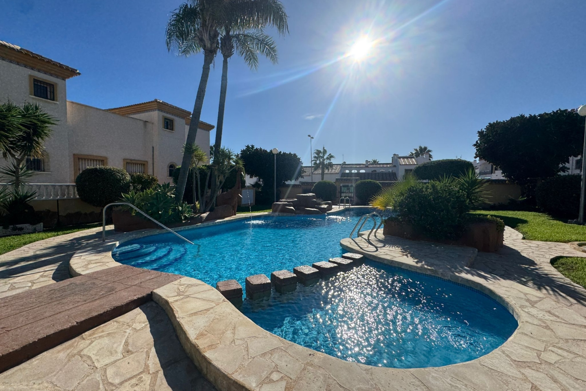 Resale - Town House - Villamartín