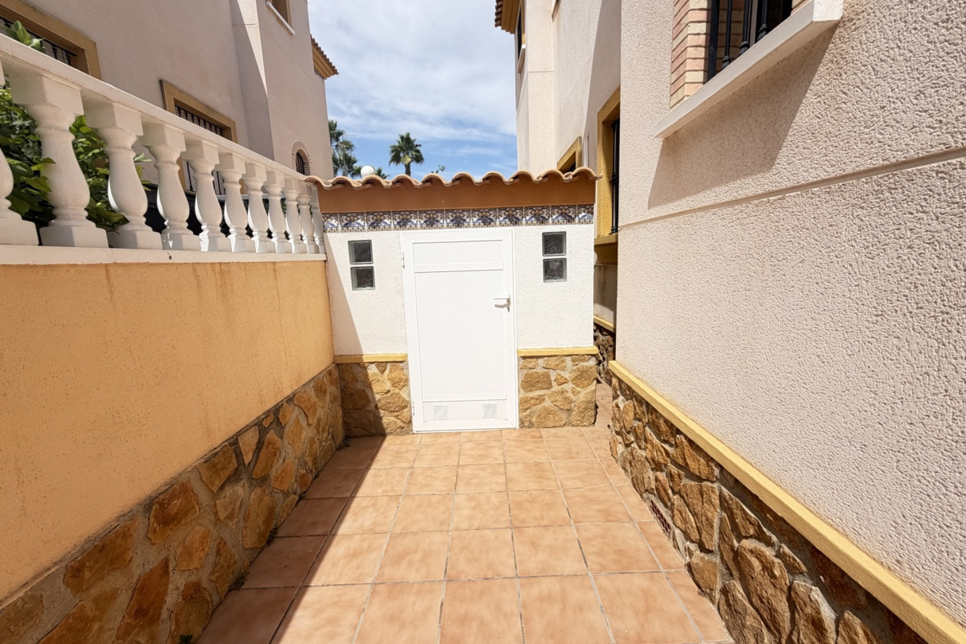 Resale - Town House - Villamartín