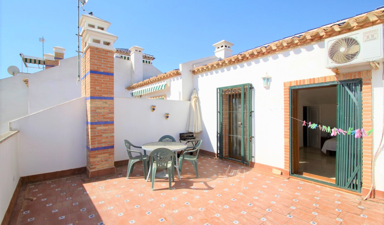 Resale - Town House - Villamartín