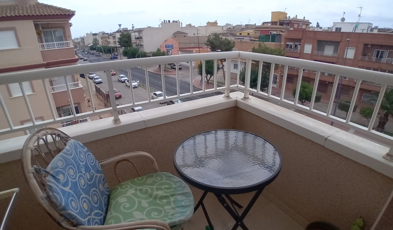 Reventa - Apartamento / Piso - Algorfa