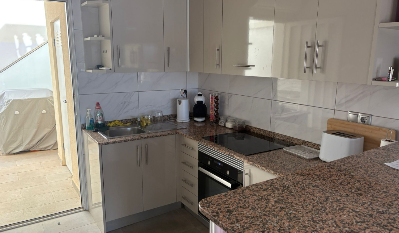 Reventa - Apartamento / Piso - Algorfa