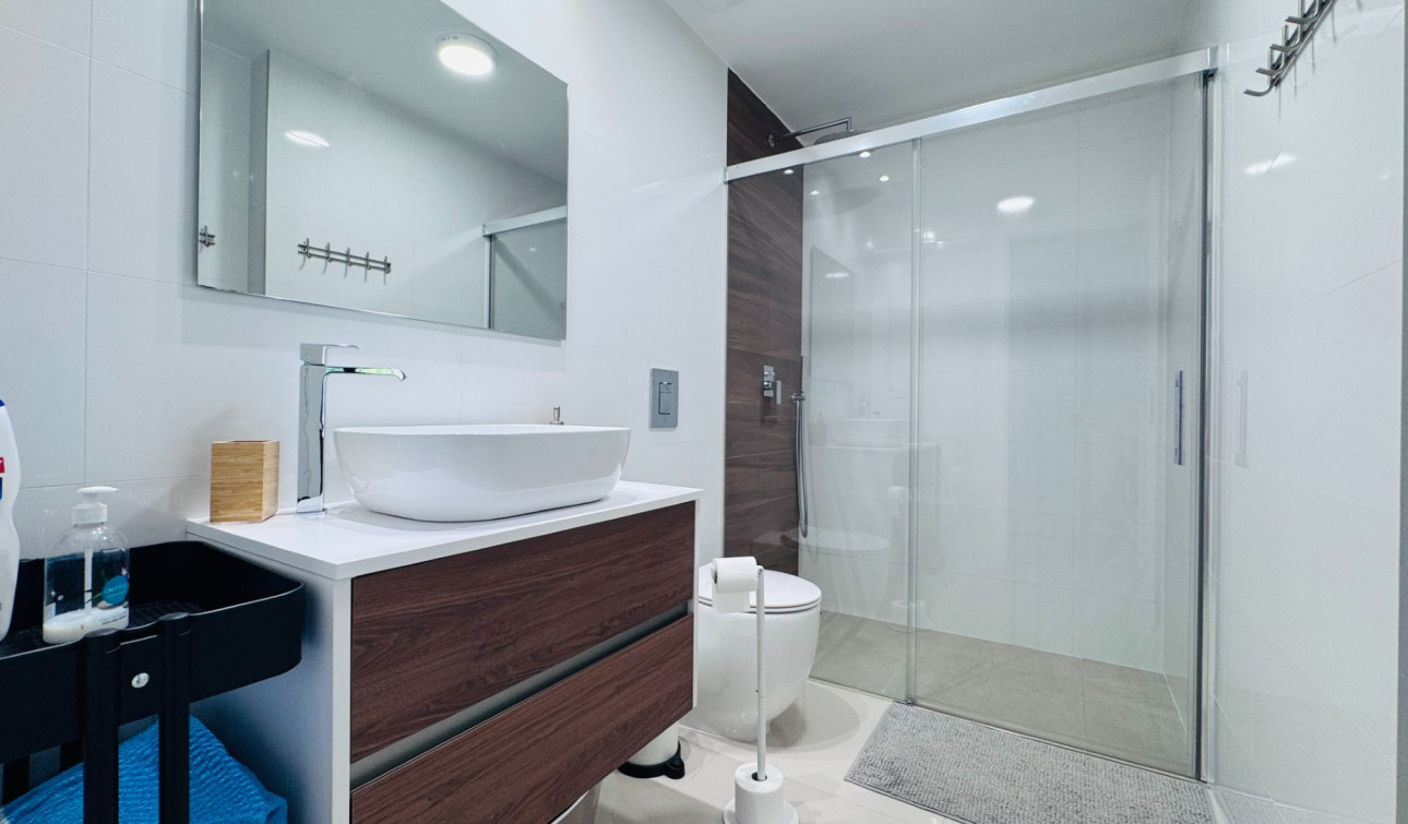 Reventa - Apartamento / Piso - Algorfa