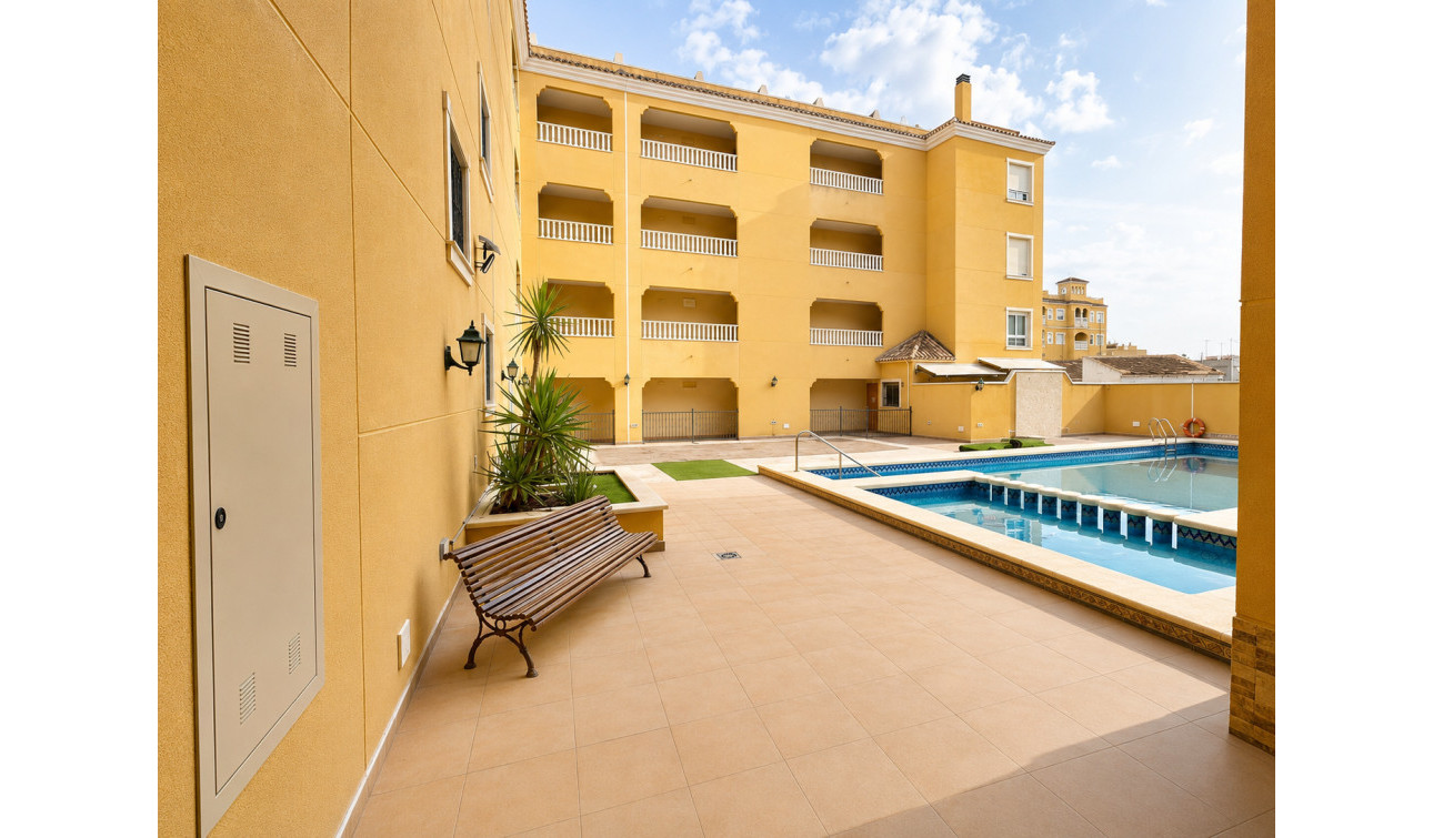 Reventa - Apartamento / Piso - Almoradí - Almoradi