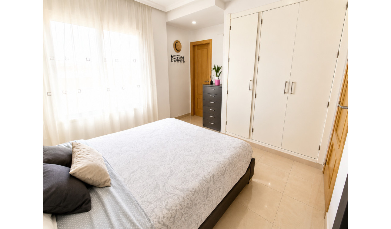 Reventa - Apartamento / Piso - Almoradí - Almoradi