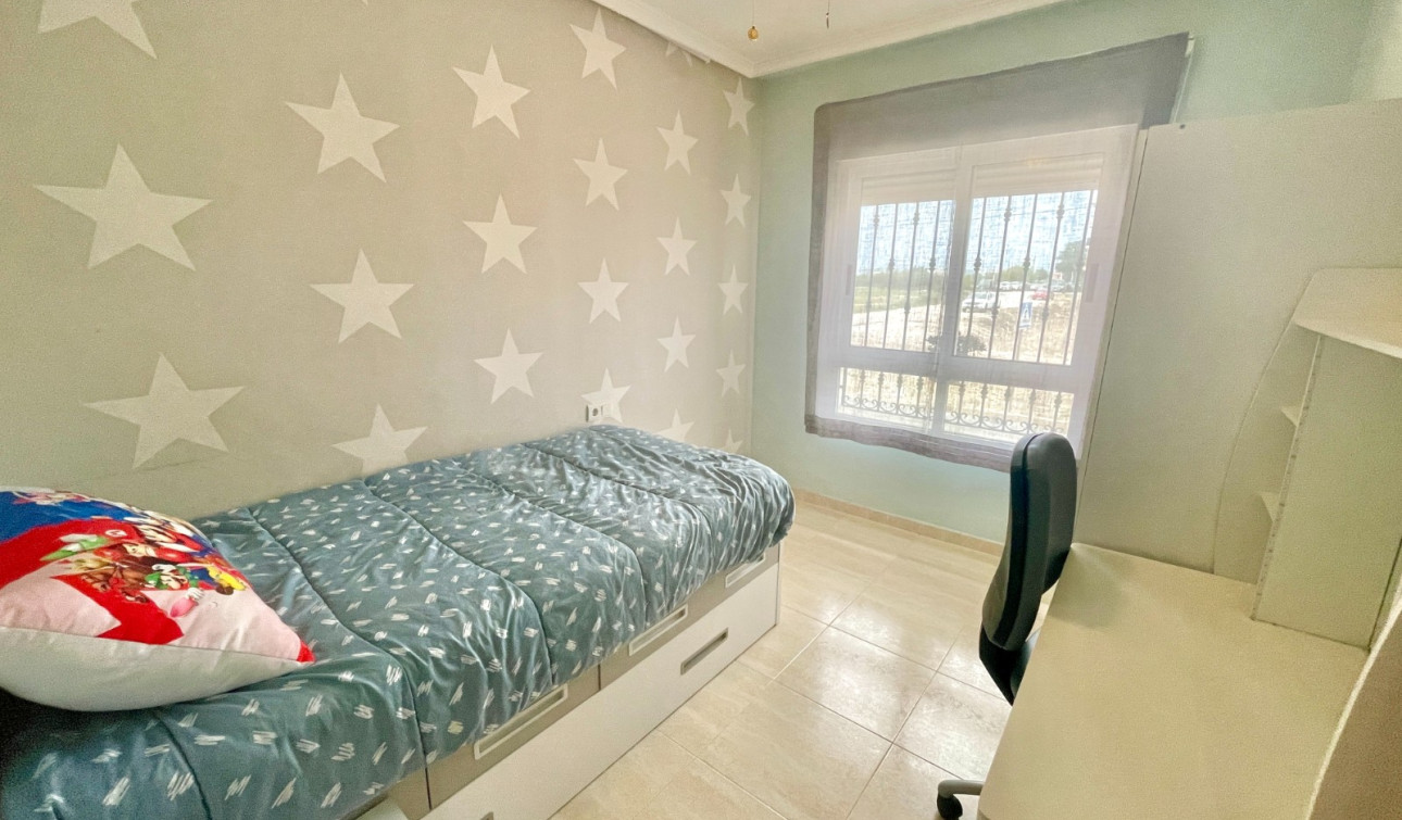 Reventa - Apartamento / Piso - Almoradí - Almoradi