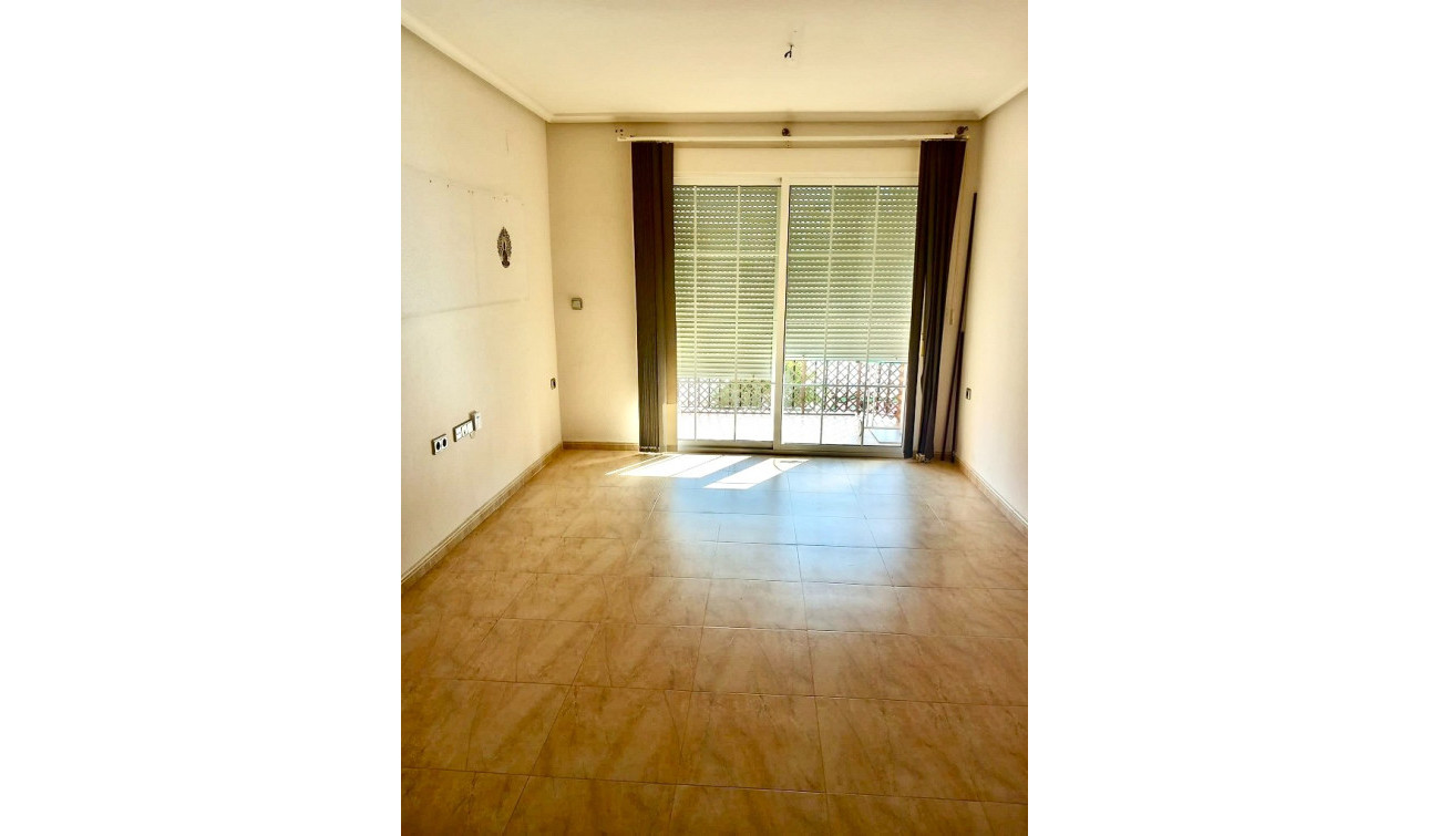 Reventa - Apartamento / Piso - Almoradí - Almoradi