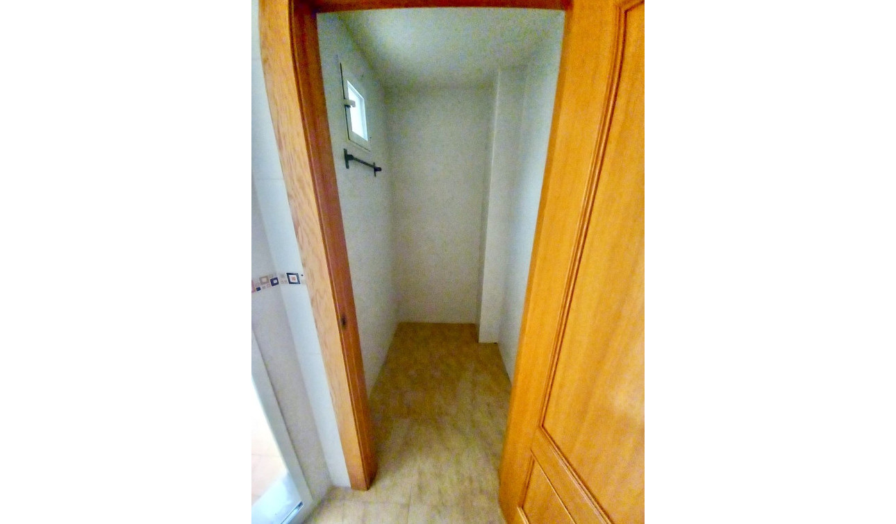 Reventa - Apartamento / Piso - Almoradí - Almoradi