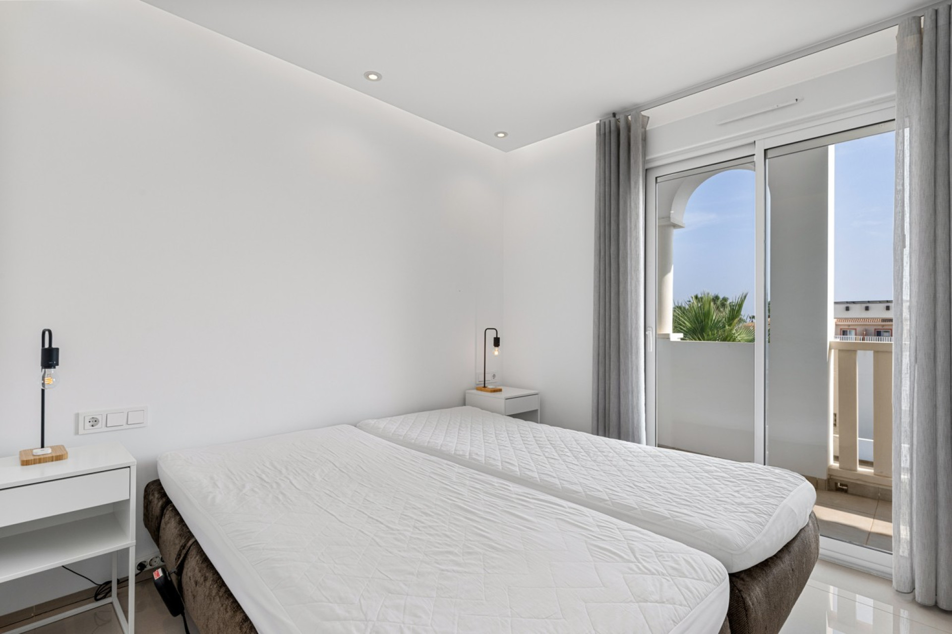 Reventa - Apartamento / Piso - Ciudad Quesada - Doña Pena