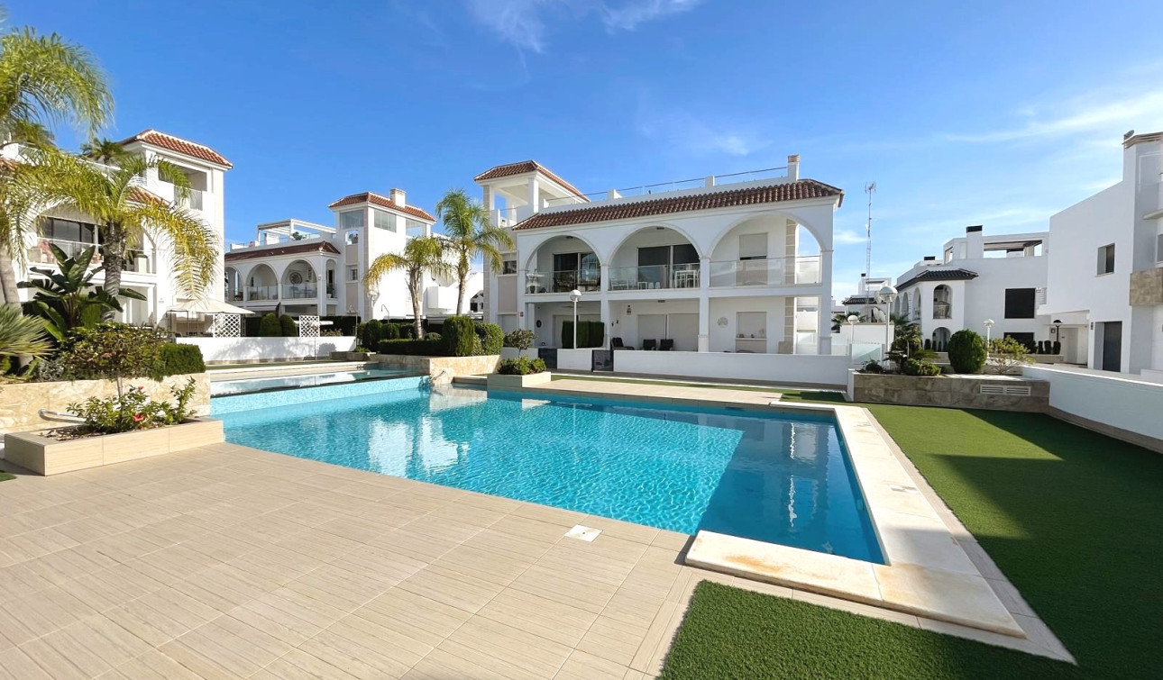 Reventa - Apartamento / Piso - Ciudad Quesada - Doña Pena