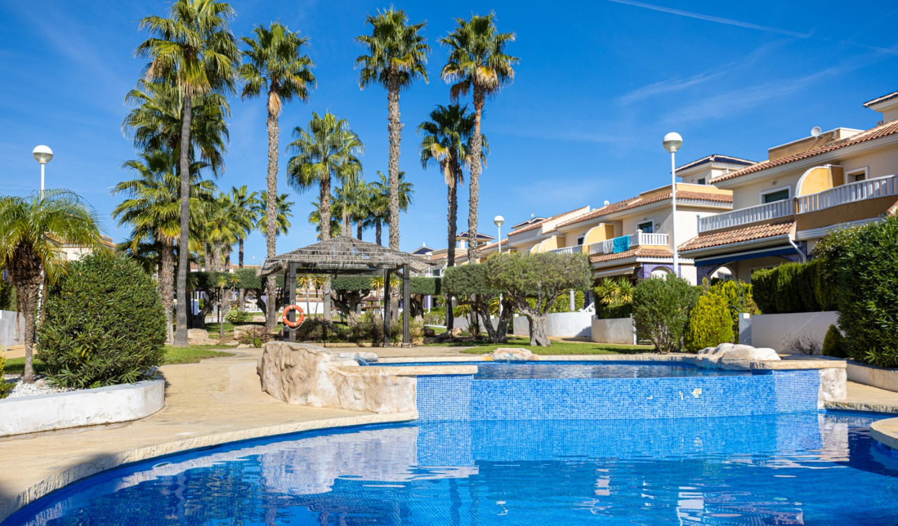 Reventa - Apartamento / Piso - Ciudad Quesada - Doña Pepa