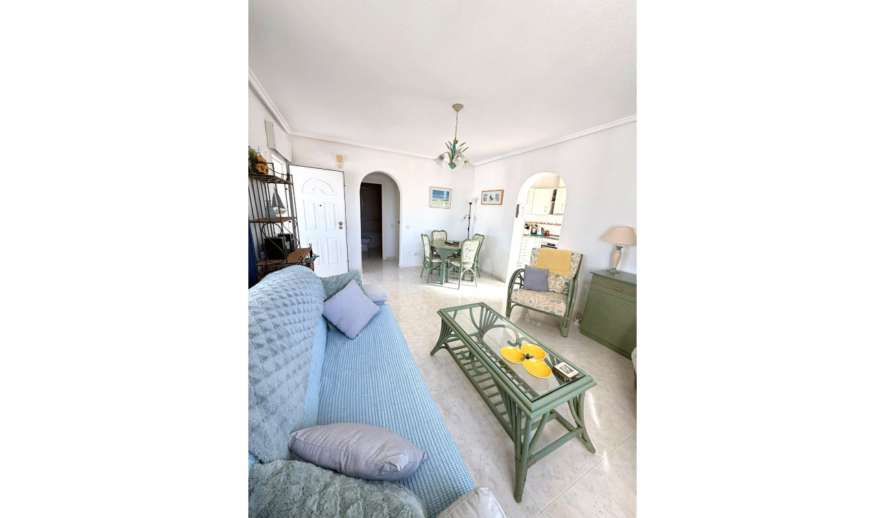 Reventa - Apartamento / Piso - Ciudad Quesada - La Fiesta