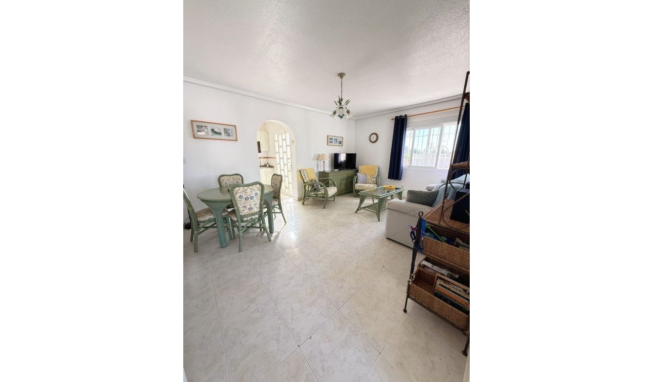 Reventa - Apartamento / Piso - Ciudad Quesada - La Fiesta