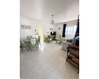Reventa - Apartamento / Piso - Ciudad Quesada - La Fiesta
