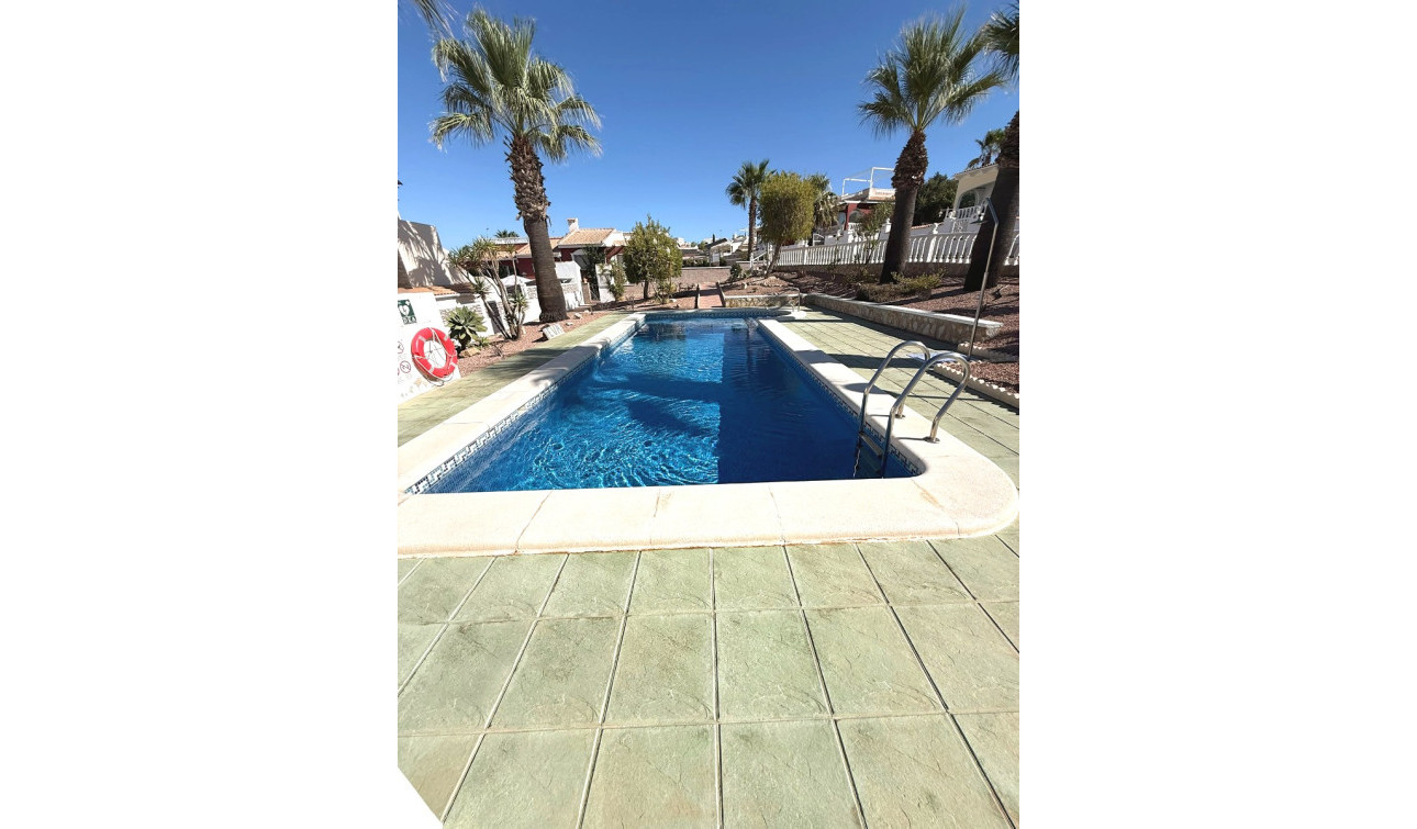Reventa - Apartamento / Piso - Ciudad Quesada - La Fiesta