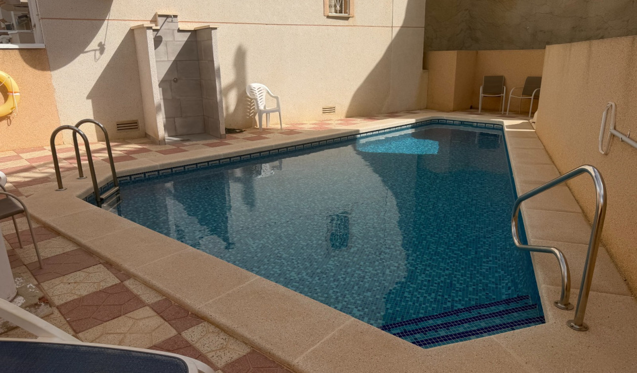 Reventa - Apartamento / Piso - Ciudad Quesada - La Marquesa