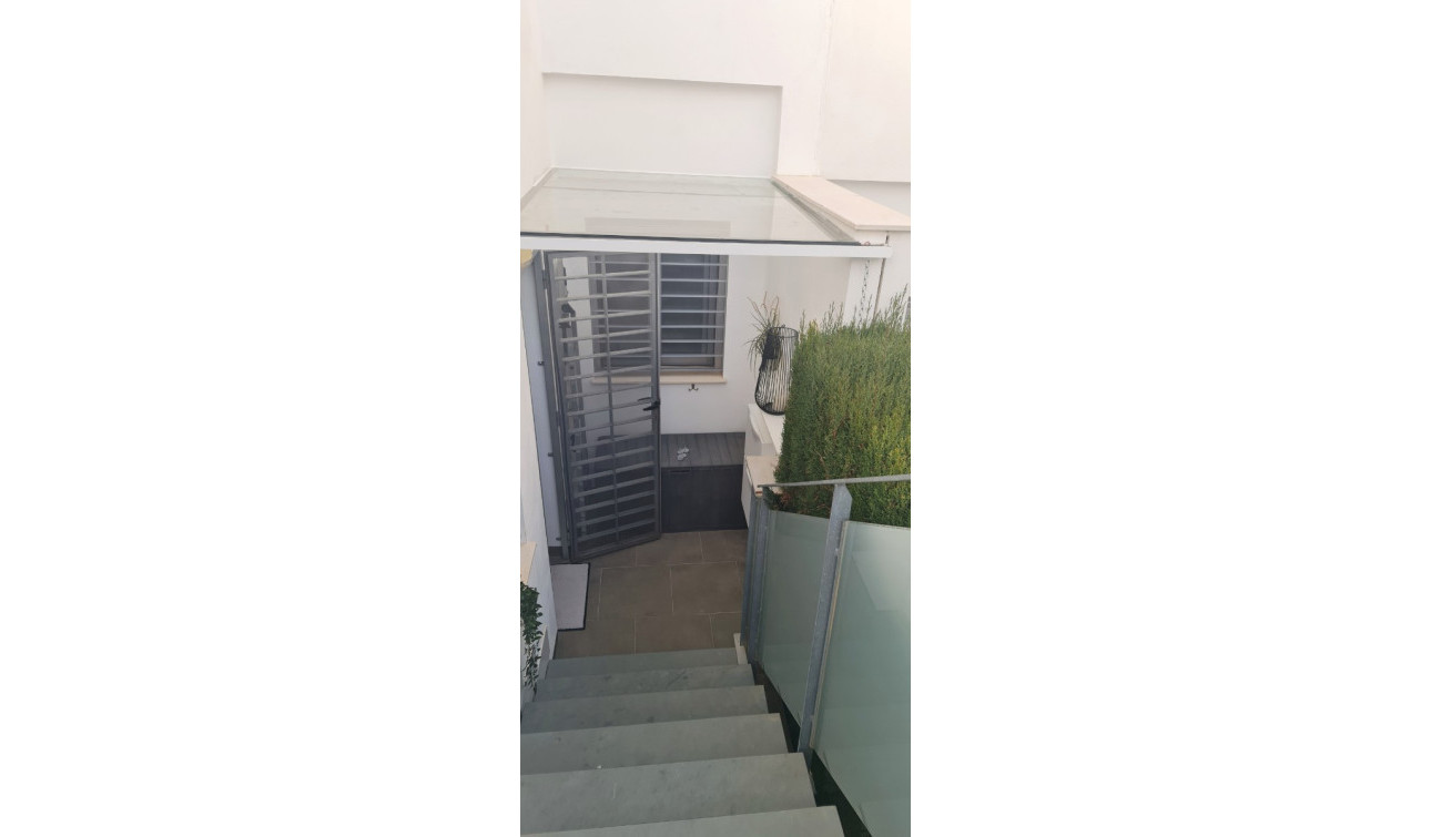 Reventa - Apartamento / Piso - Ciudad Quesada - Pueblo Bravo