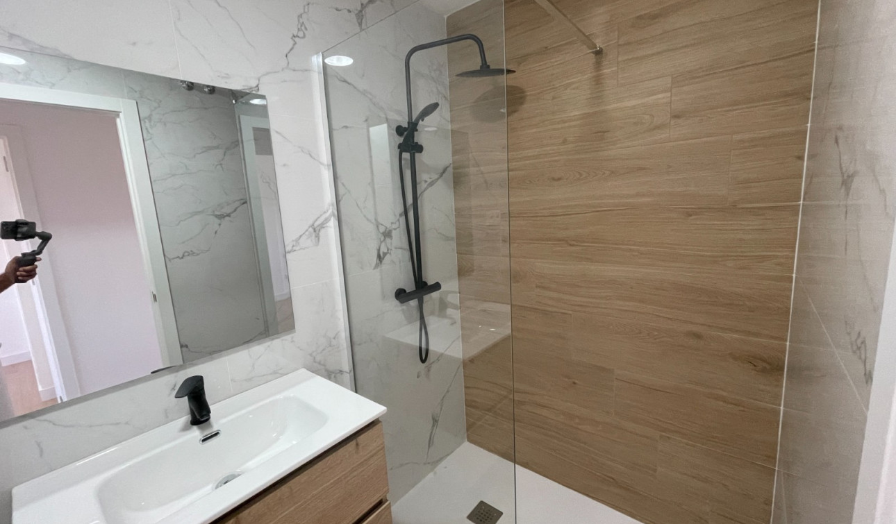 Reventa - Apartamento / Piso - Daya Nueva