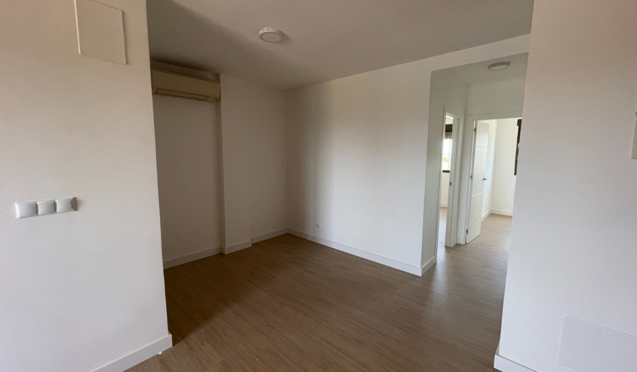 Reventa - Apartamento / Piso - Daya Nueva