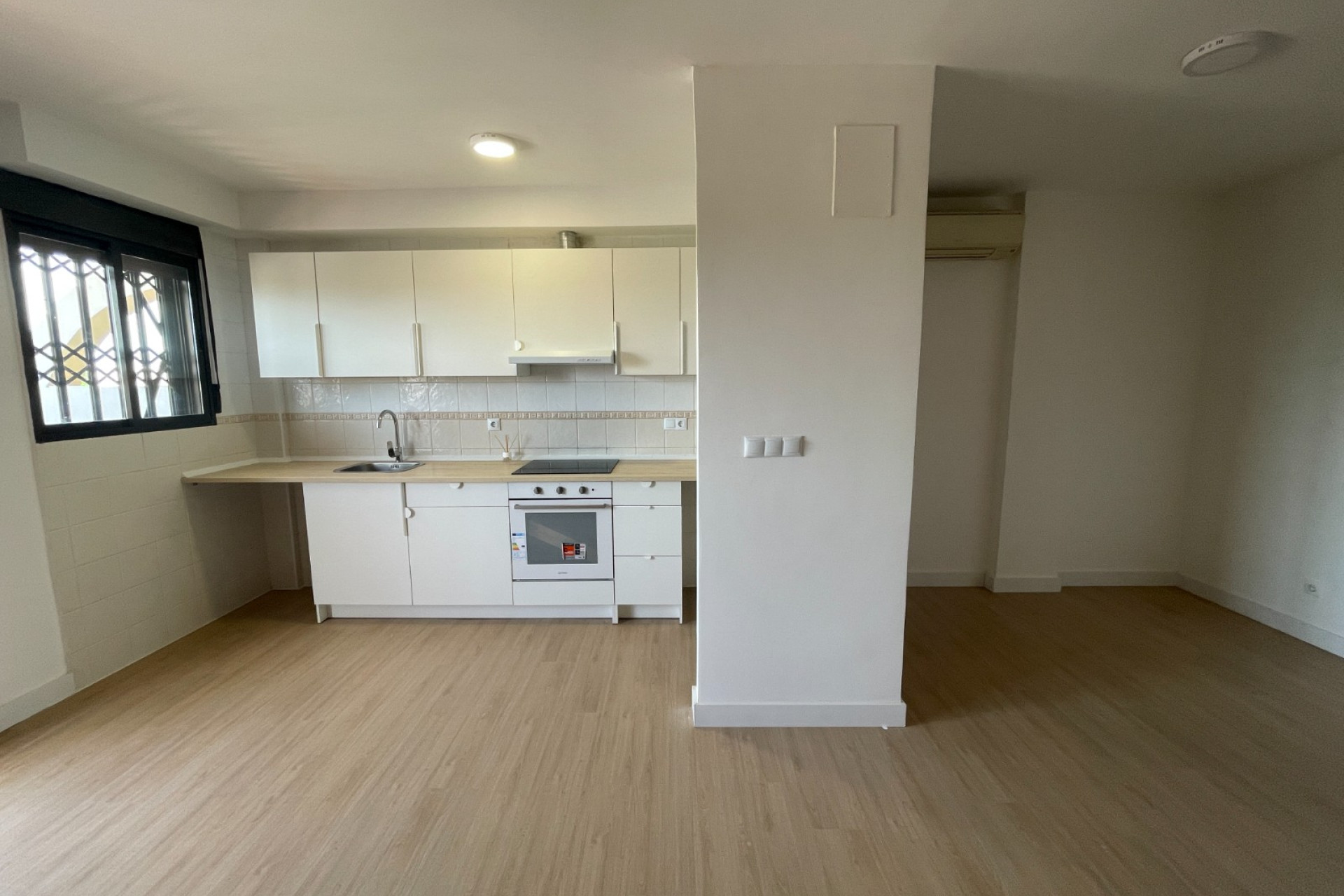 Reventa - Apartamento / Piso - Daya Nueva