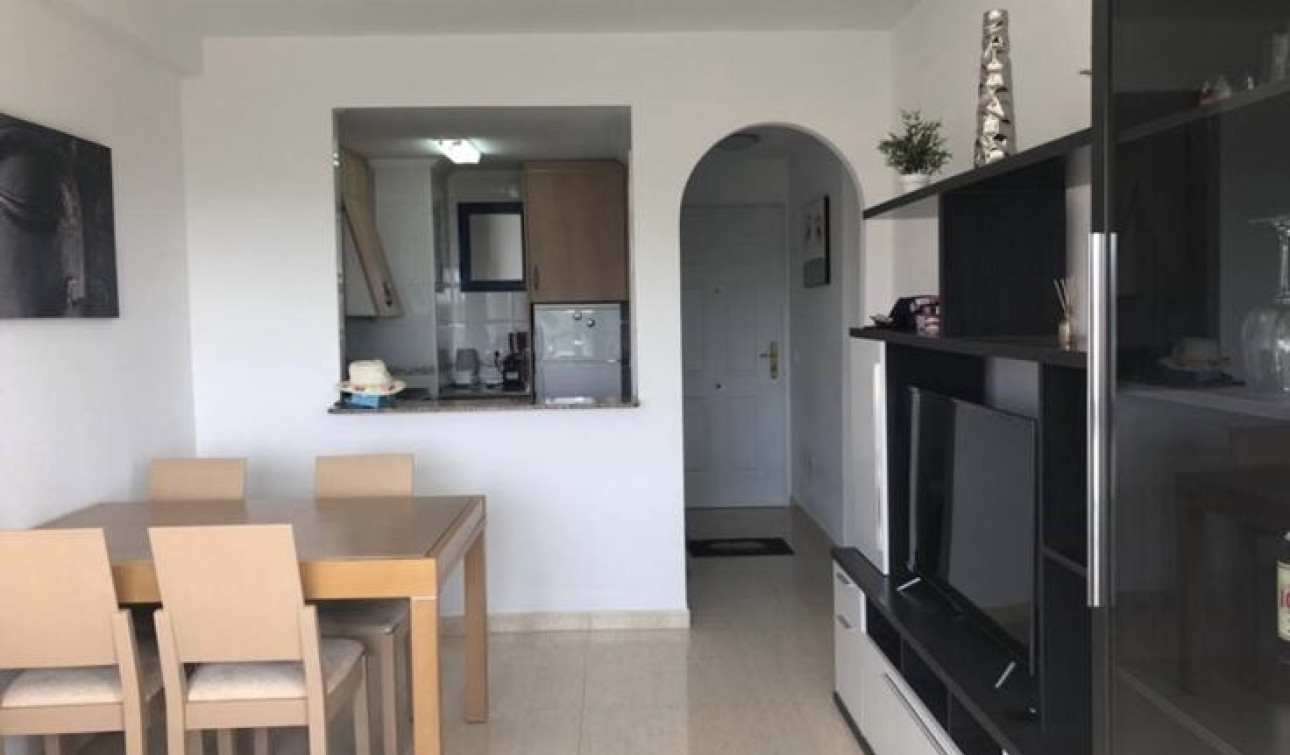 Reventa - Apartamento / Piso - Dehesa de Campoamor - Campoamor