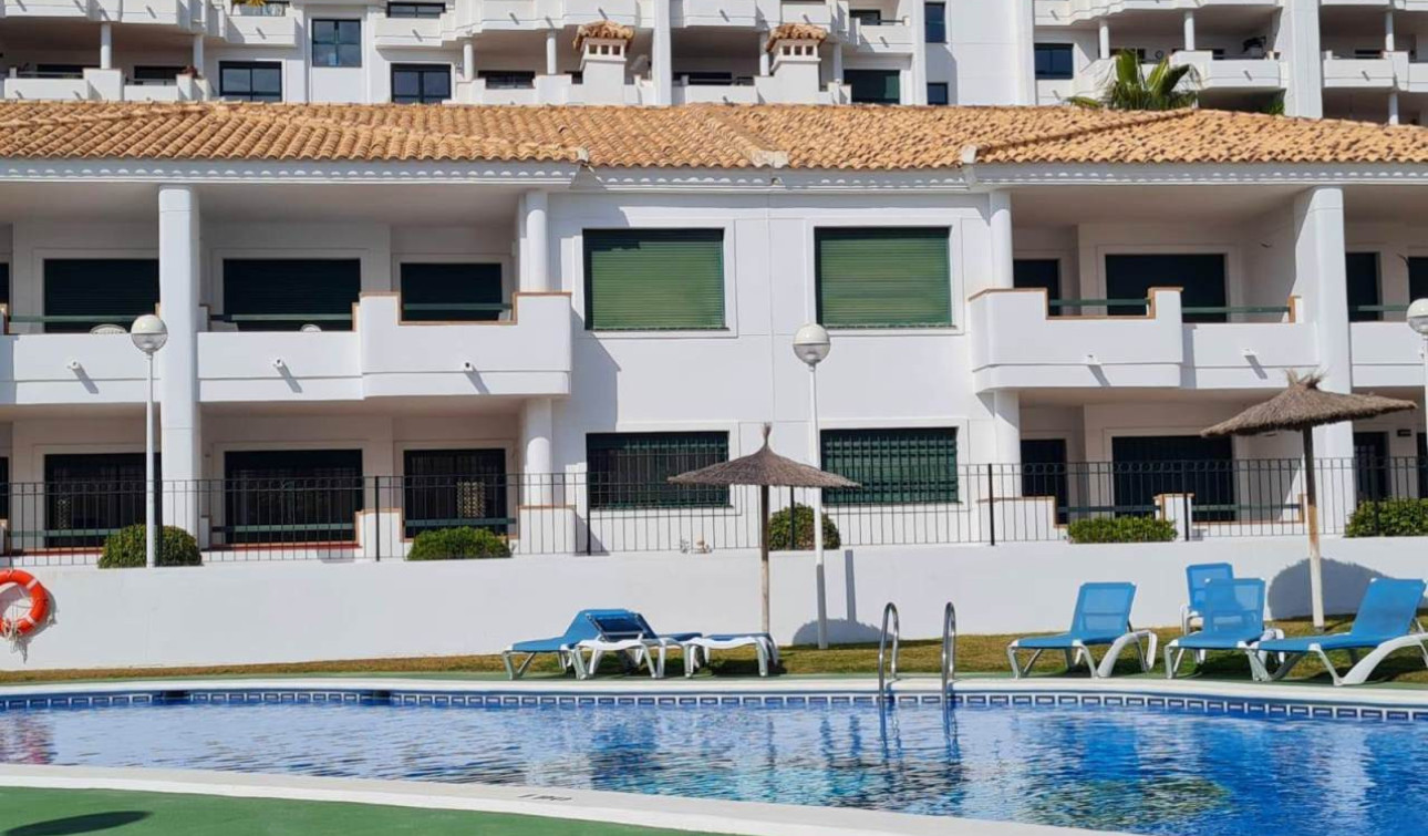 Reventa - Apartamento / Piso - Dehesa de Campoamor - Campoamor