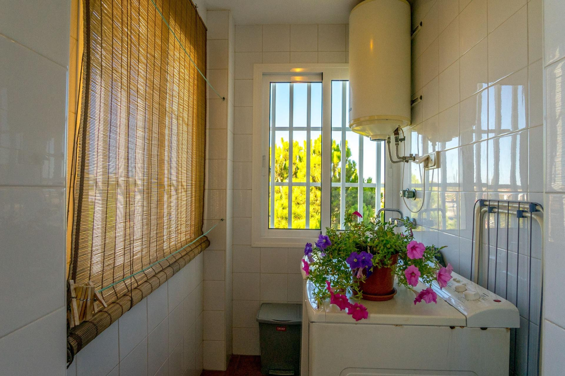 Reventa - Apartamento / Piso - Dehesa de Campoamor - Campoamor