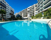 Reventa - Apartamento / Piso - Dehesa de Campoamor - Campoamor