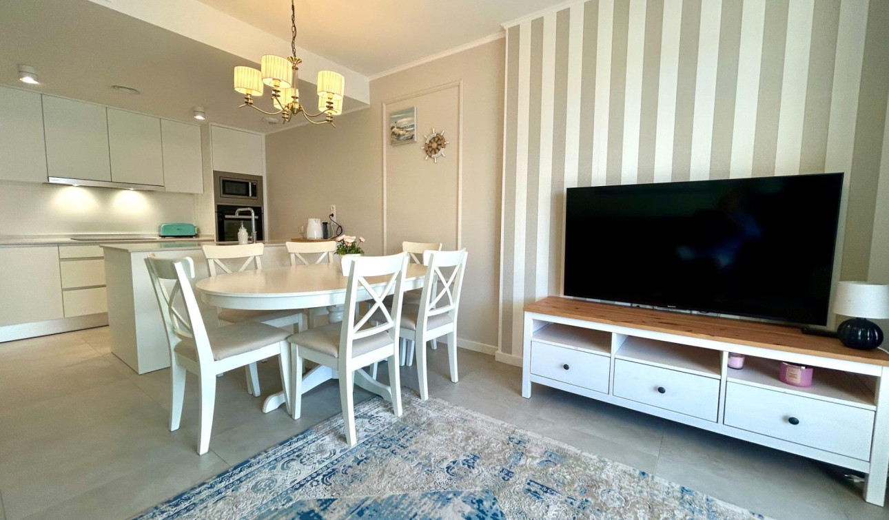 Reventa - Apartamento / Piso - Dehesa de Campoamor - Campoamor