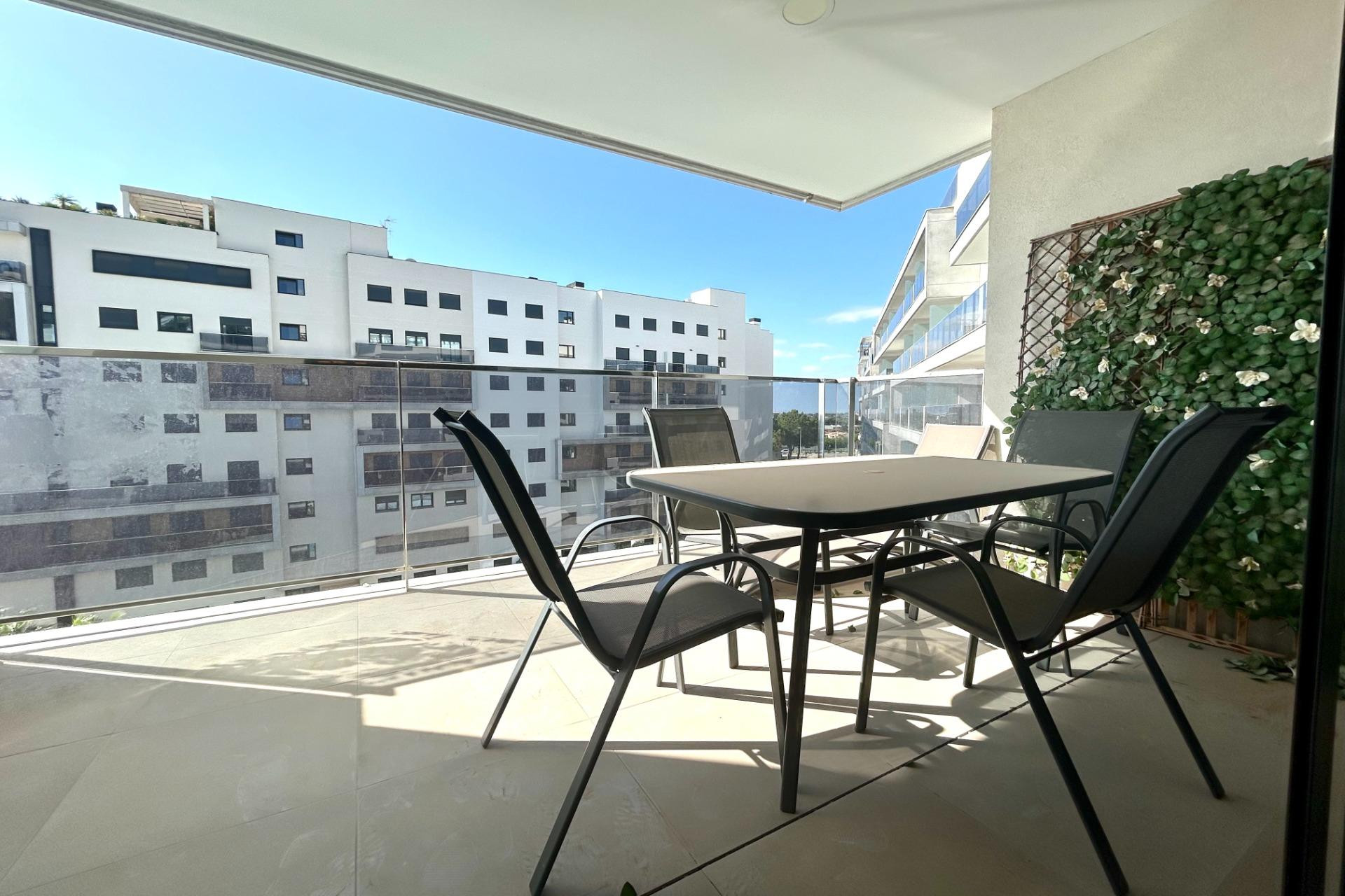 Reventa - Apartamento / Piso - Dehesa de Campoamor - Campoamor