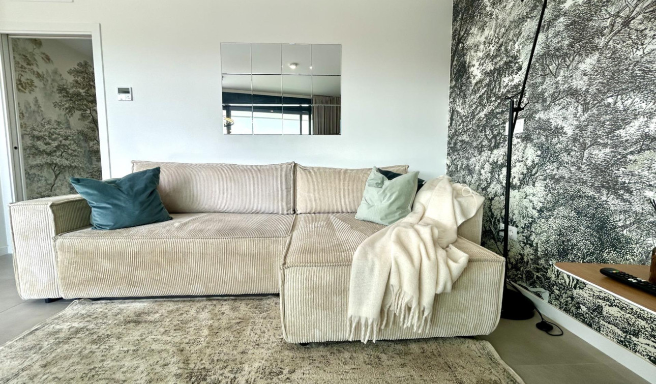 Reventa - Apartamento / Piso - Dehesa de Campoamor - Campoamor