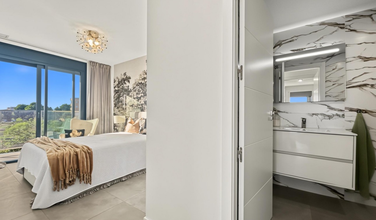 Reventa - Apartamento / Piso - Dehesa de Campoamor - Campoamor