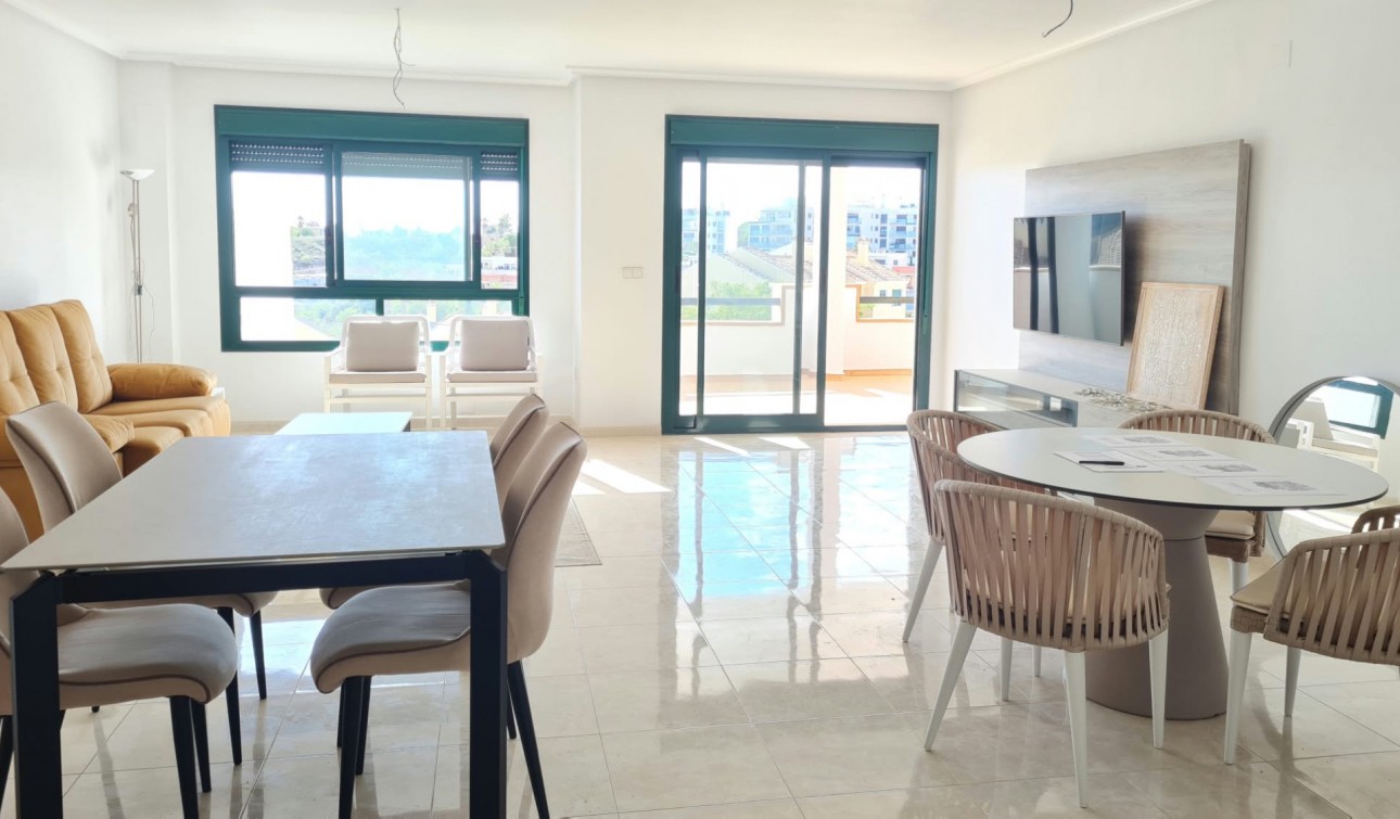 Reventa - Apartamento / Piso - Dehesa de Campoamor - Campoamor
