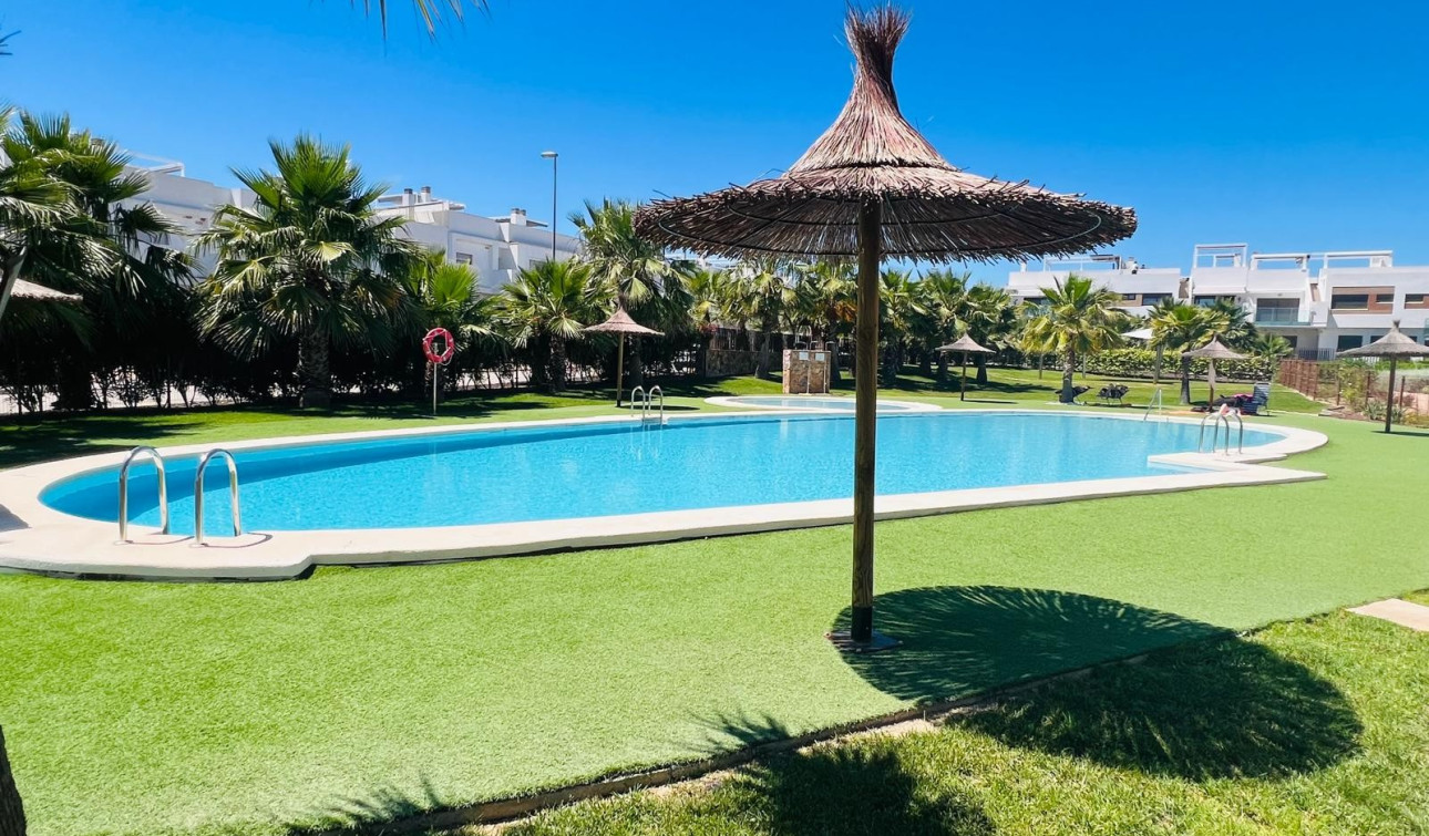 Reventa - Apartamento / Piso - Entre Naranjos - Entre Naranjos - Vistabella Golf