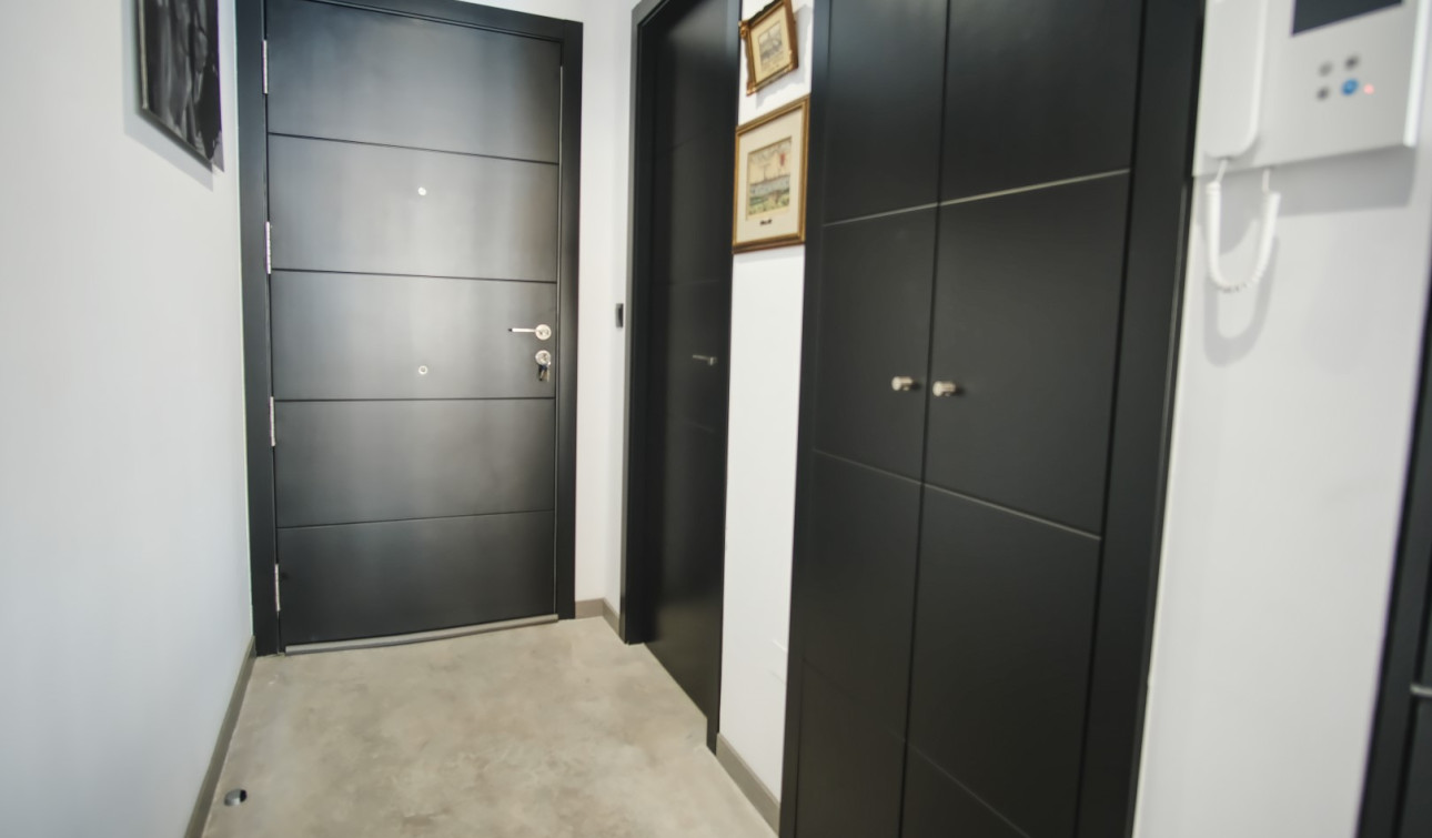 Reventa - Apartamento / Piso - Formentera del Segura