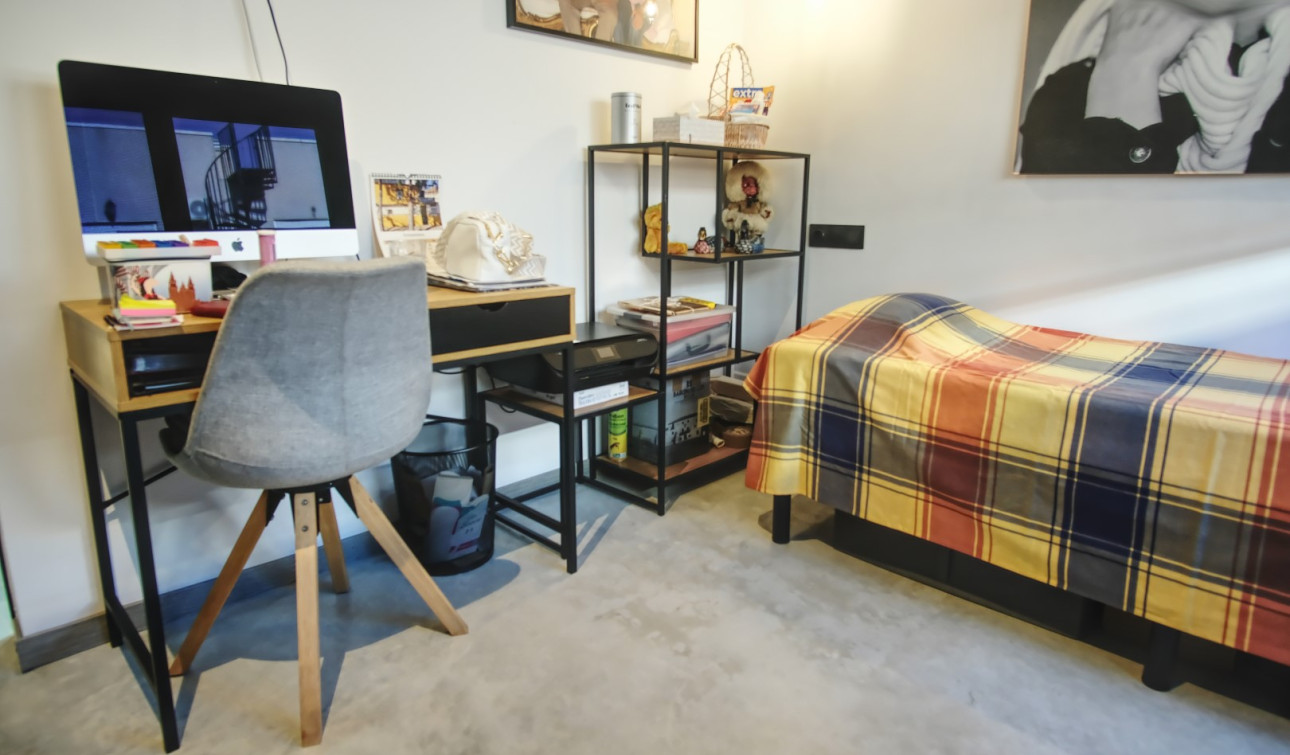 Reventa - Apartamento / Piso - Formentera del Segura